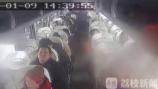 冬季駕駛大巴車需要注意哪些細節(jié)？